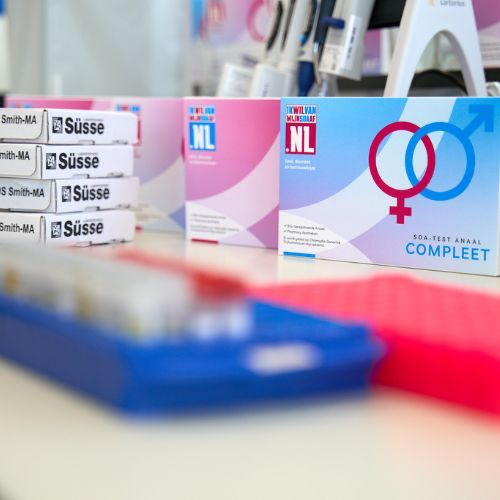 SOA-thuistests en LGBTQIA+ gemeenschappen: toegankelijkheid en vertrouwen vergroten